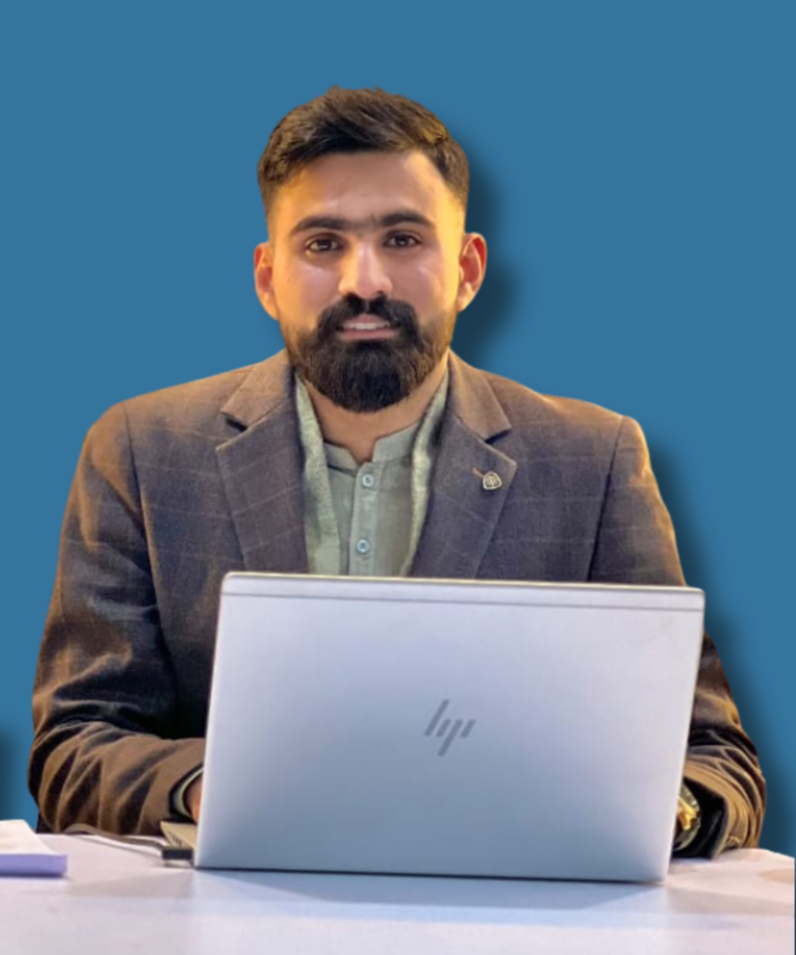 CEO Neon Consultants Overseas Education and Immigration consultant Hamza Hashmi